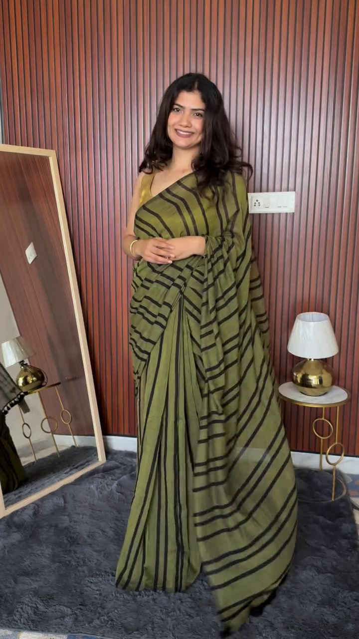 Rust Red Minimal Saree