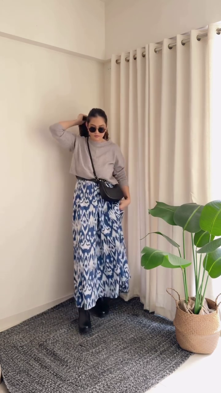 Monochrome Ikat Skirt Look