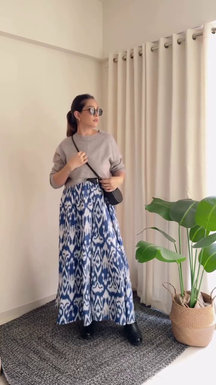 Monochrome Ikat Skirt Look