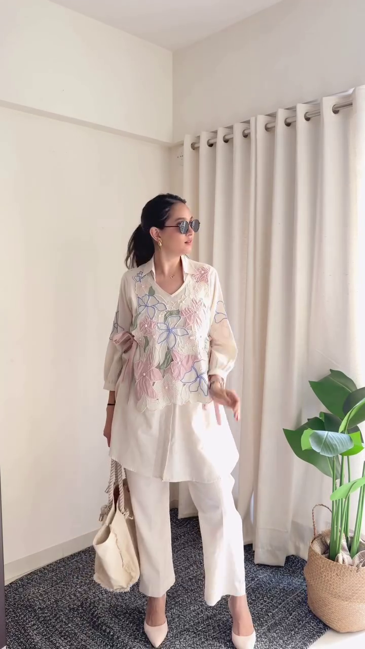 Pastel Floral Embroidered Kurta