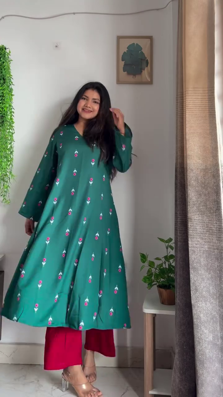 Green Printed Kurta + Red Pants