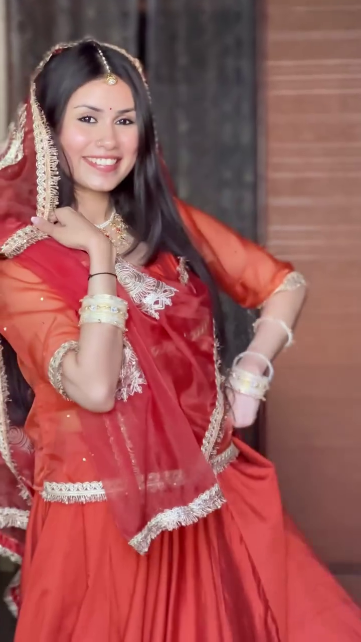 Bridal Red Traditional Look