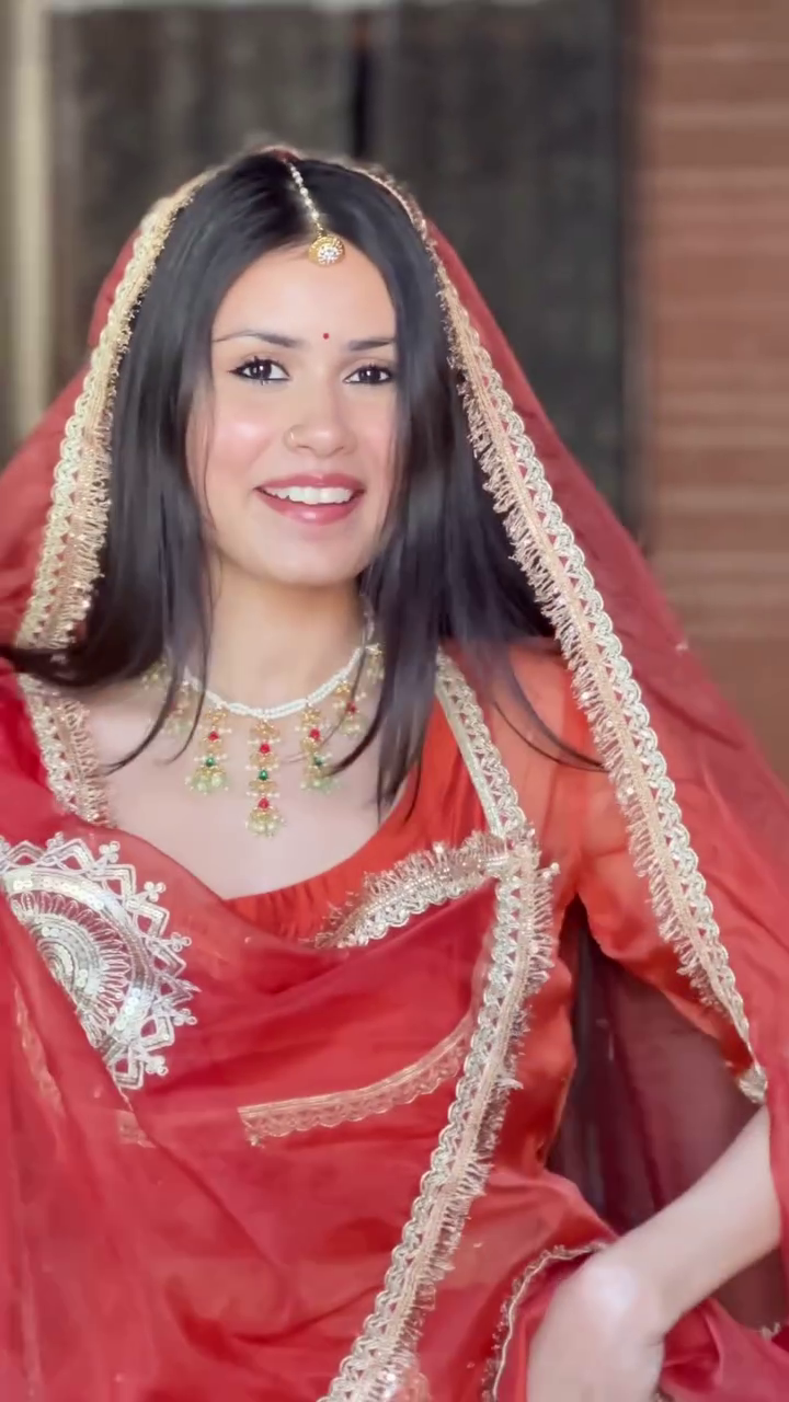 Bridal Red Traditional Look