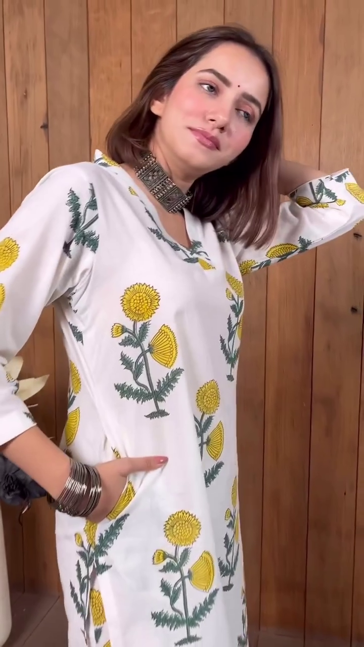 Minimal Floral Kurta