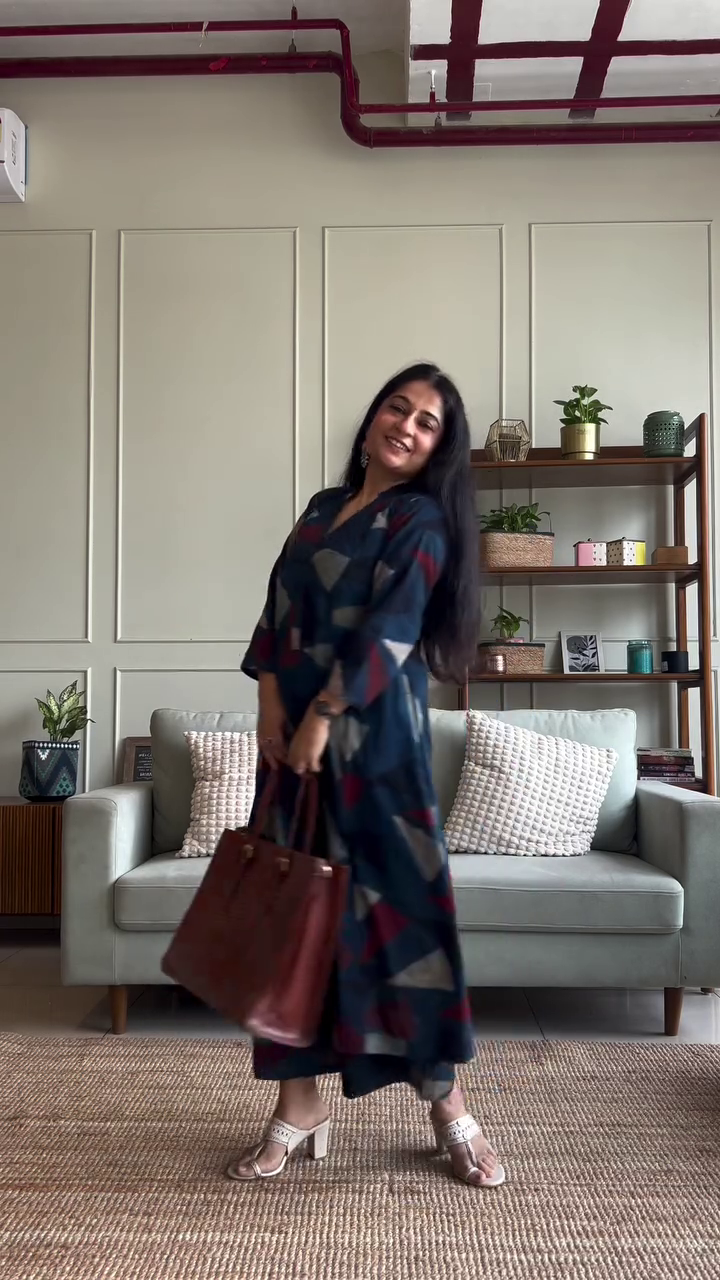 Abstract Comfort Wear