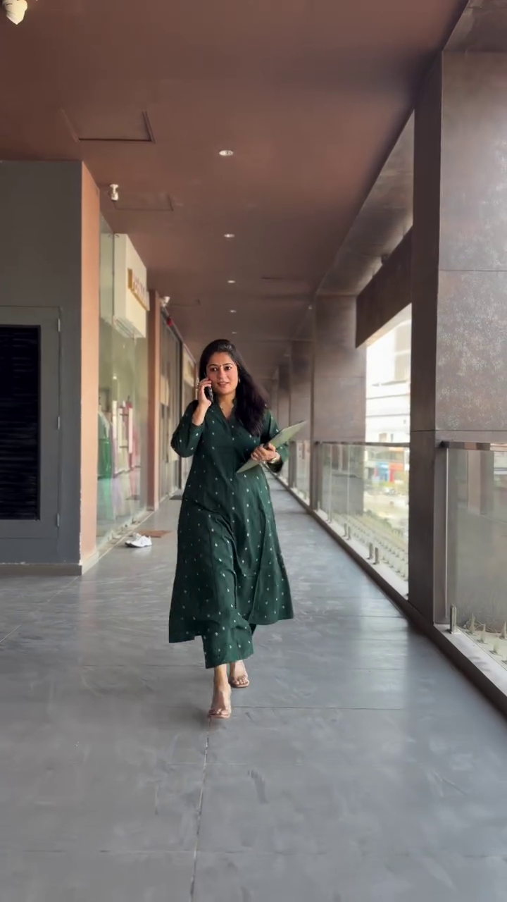 Mustard Workday Style