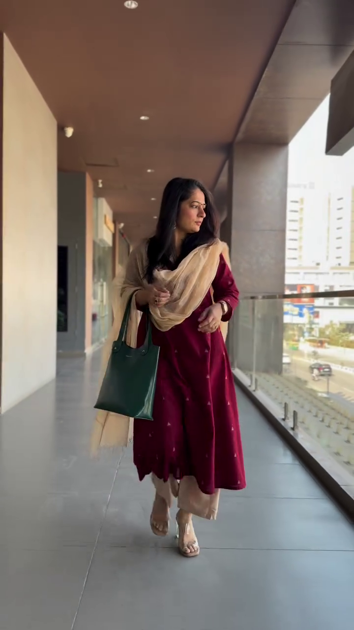 Black Minimal Kurta Set