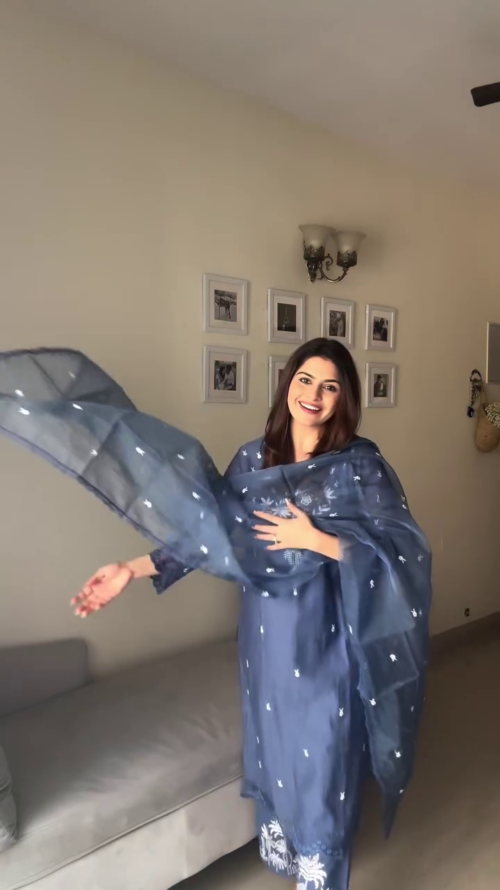 Blue Embroidered Ethnic Kurta