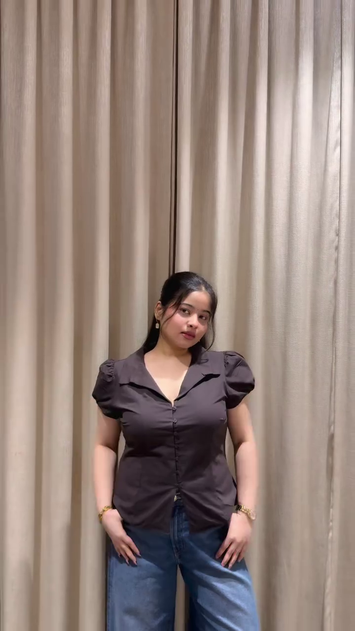 White Ruffle Top & Denim Look