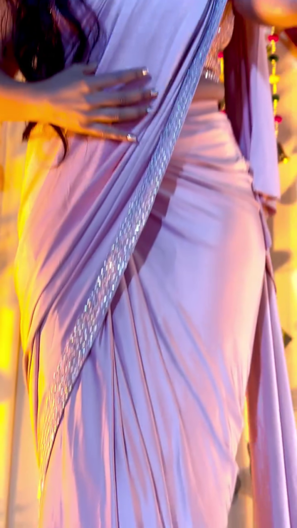 Peachy Peach Drape Ruffle Saree – A Contemporary Twist on Timeless Elegance