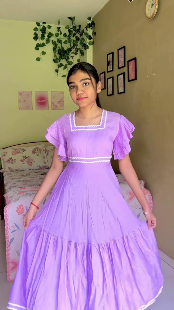 💜 Lavender Ruffle Sleeve Tiered Maxi Dress