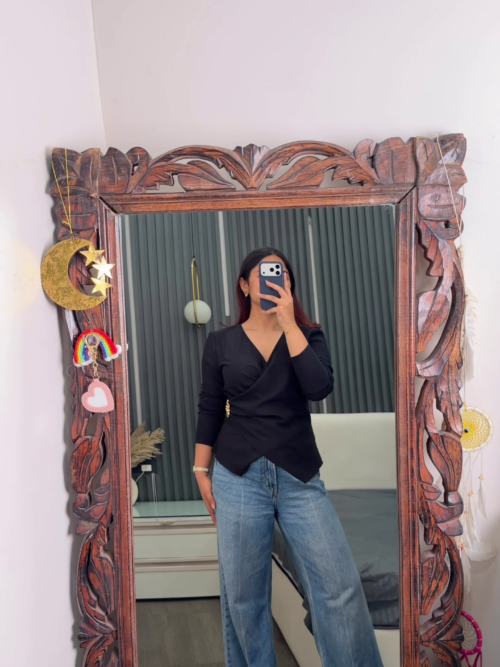 🖤 Black Wrap-Style V-Neck Top