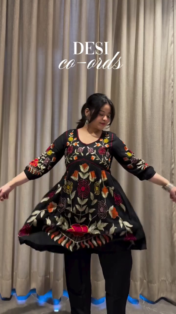 💙 Blue & White Peacock-Printed Indo Era Cotton Blend Kurta Set