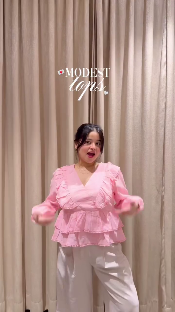 🤍 White Aari Embroidered V-Neck Top (Kashmiri-Inspired)