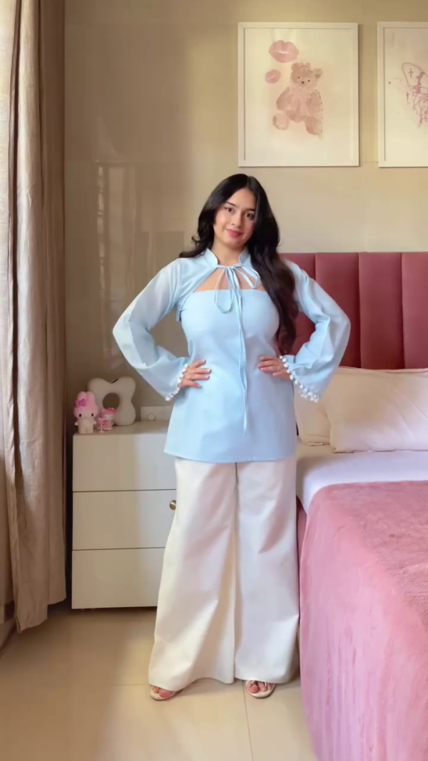 Floral Printed Bell Sleeve Top