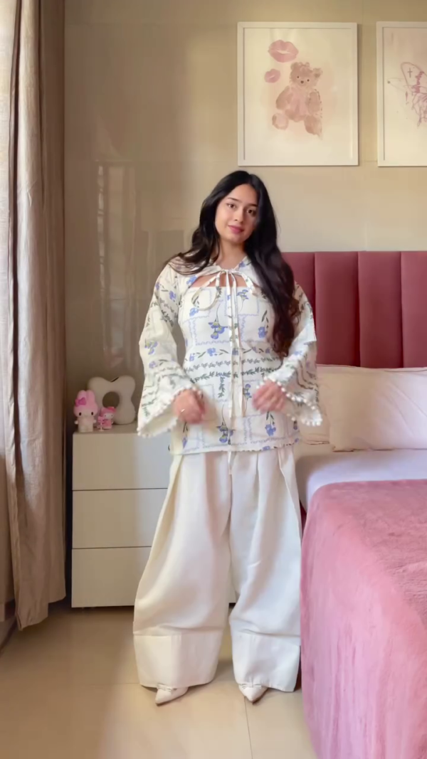 Floral Printed Bell Sleeve Top