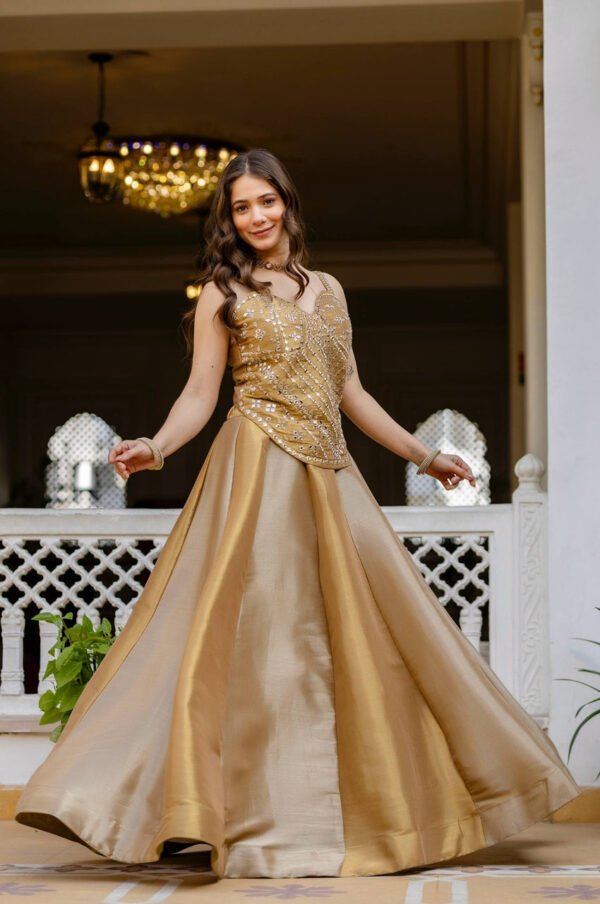 Royal Banarasi Lehenga – Timeless Elegance for Your Grand Celebrations