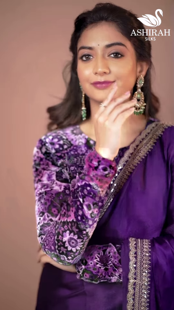 Purple Silk Zari Embroidered Saree Set – A Regal Ensemble of Tradition and Luxury