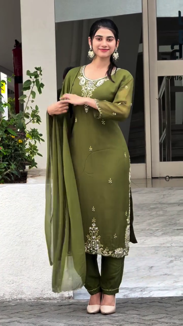 Women's Olive Green Kurta Set with Dupatta Ethnic Wear Outfit